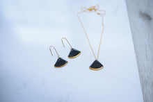 Load image into Gallery viewer, Fan Earrings