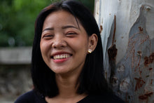 Load image into Gallery viewer, Shine Square Studs