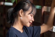 Load image into Gallery viewer, Coastline Earrings