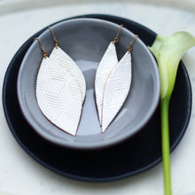 Load image into Gallery viewer, Allure Earrings