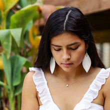 Load image into Gallery viewer, Tiara Earrings